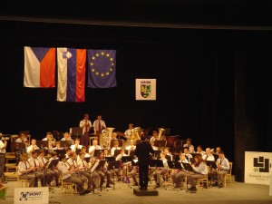 2004 05 - návštěva slovinského orchestru v Karviné - společný koncert s Májovákem